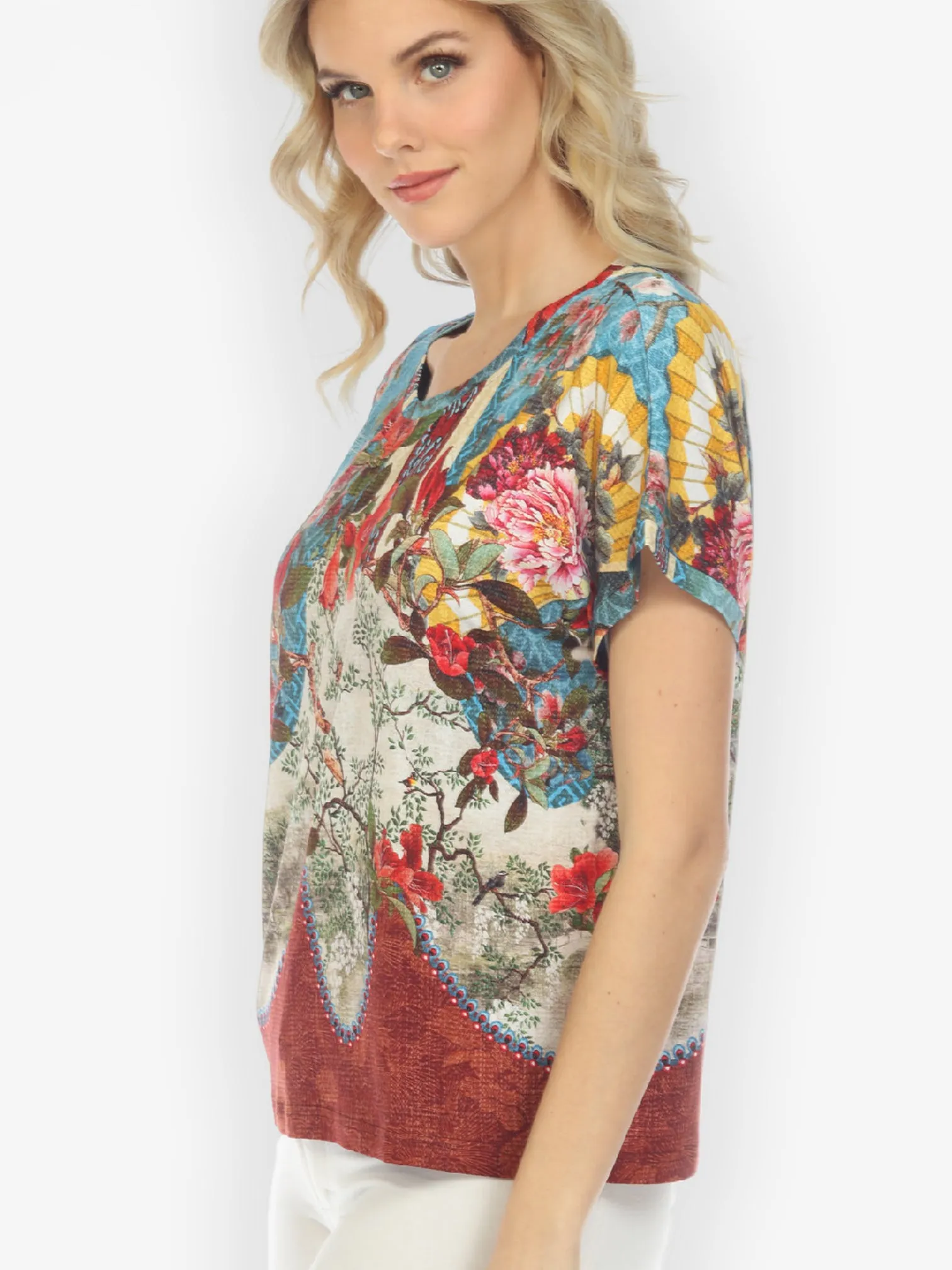 Fabulous Fans Flowers Cap Sleeves Tee