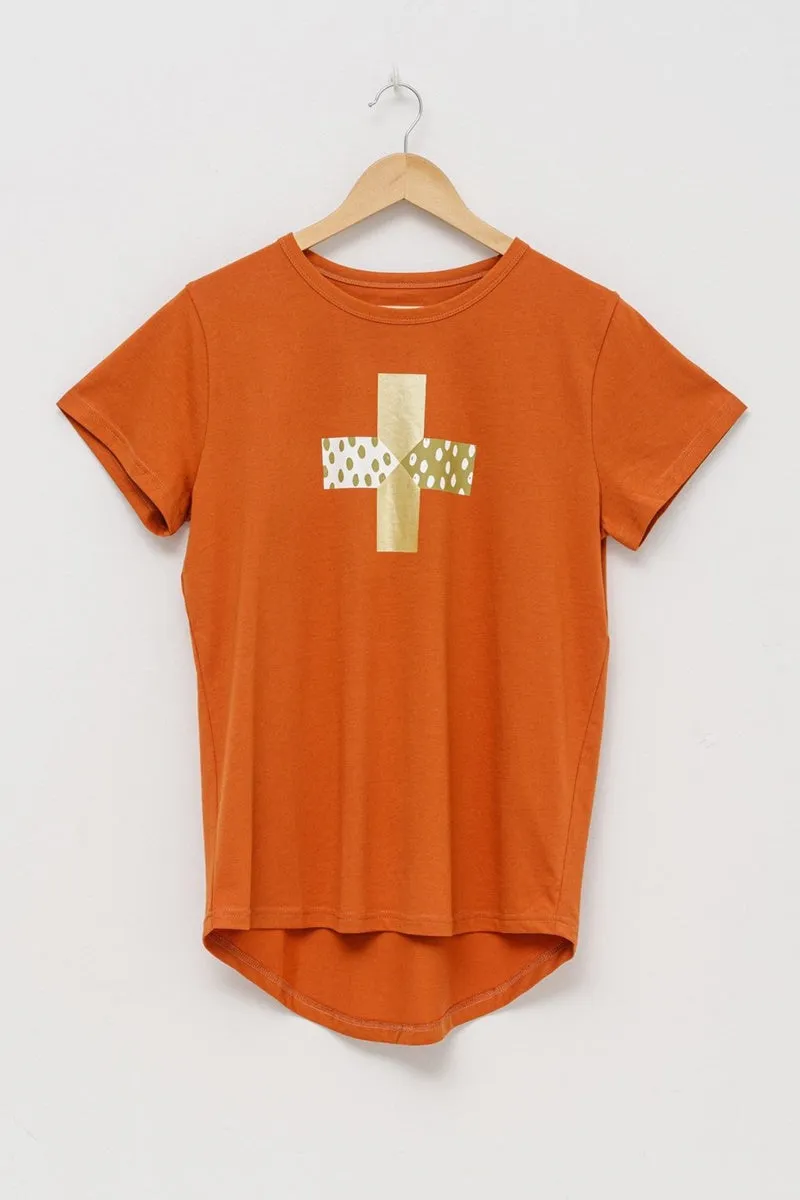 Stella   Gemma - Rust Tee with Moss Cross