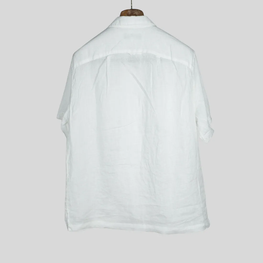 Vacation shirt in white linen